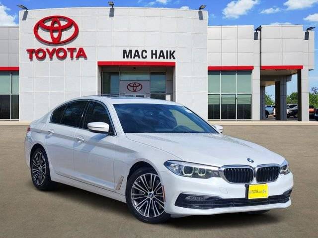 2018 BMW 5 Series 530i RWD photo