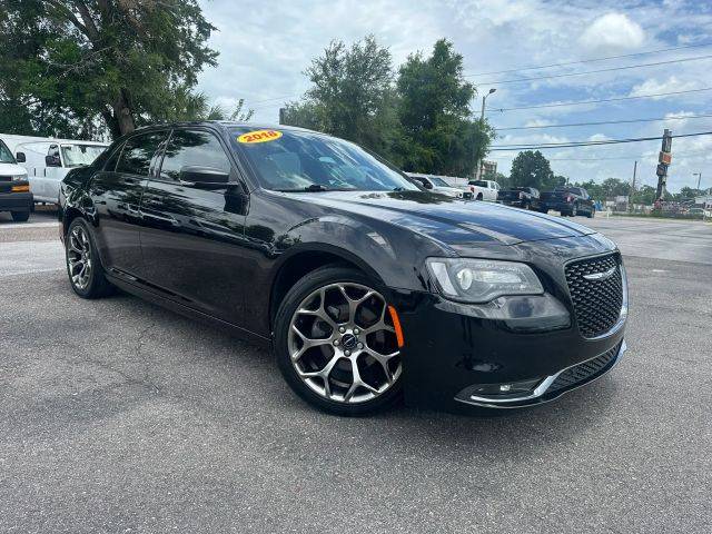 2018 Chrysler 300 300S RWD photo