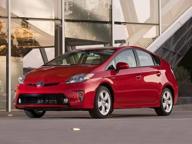 2015 Toyota Prius Three FWD photo