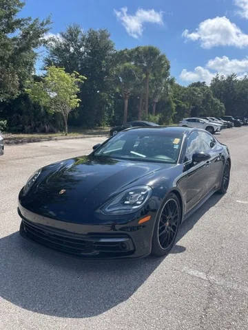 2018 Porsche Panamera 4S AWD photo