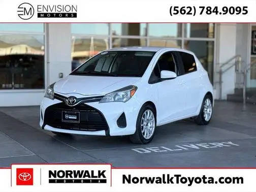 2017 Toyota Yaris L FWD photo