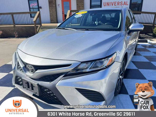 2018 Toyota Camry SE FWD photo