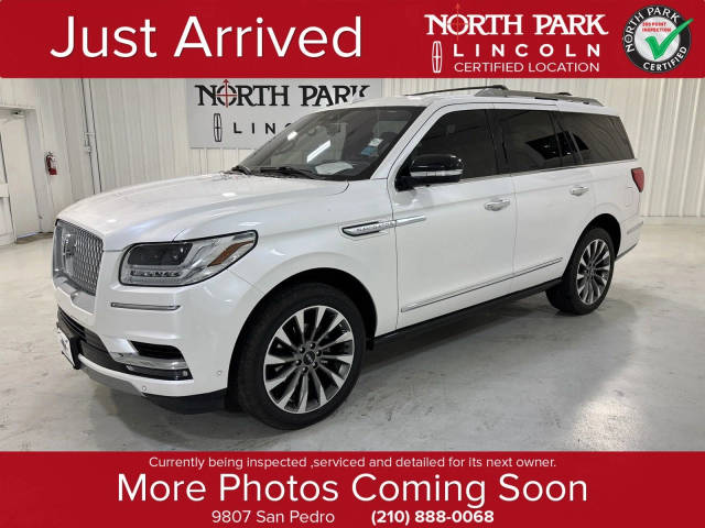 2018 Lincoln Navigator Select RWD photo