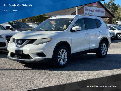 2015 Nissan Rogue SV FWD photo