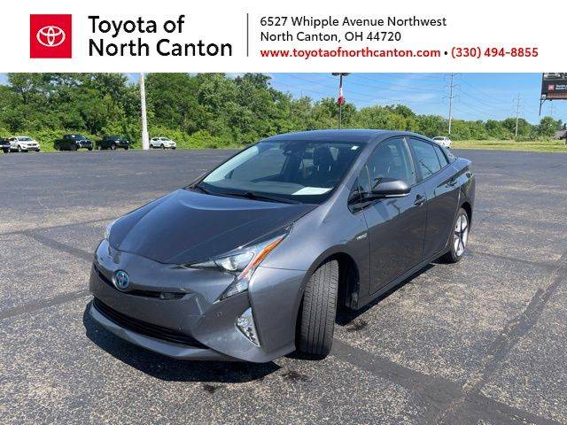 2018 Toyota Prius Three Touring FWD photo