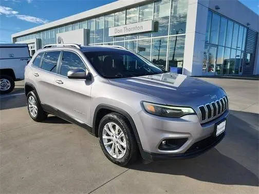 2019 Jeep Cherokee Latitude FWD photo