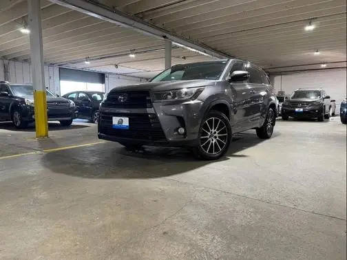 2018 Toyota Highlander SE AWD photo