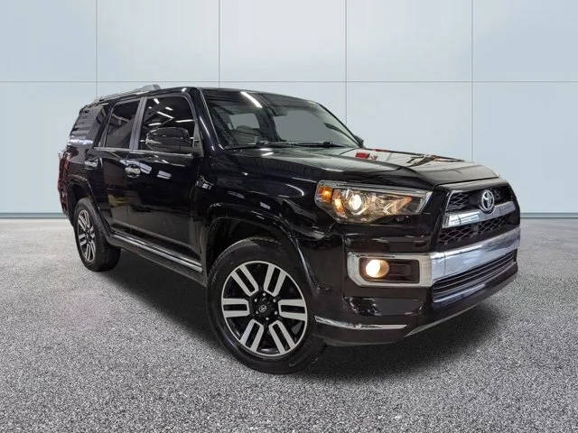 2018 Toyota 4Runner Limited 4WD photo