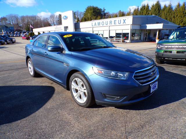 2018 Ford Taurus SEL FWD photo