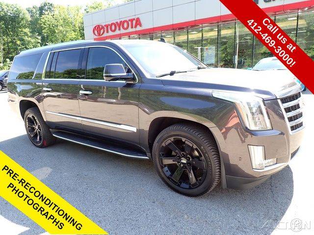 2018 Cadillac Escalade ESV Luxury 4WD photo