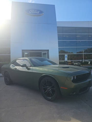 2018 Dodge Challenger R/T Plus RWD photo