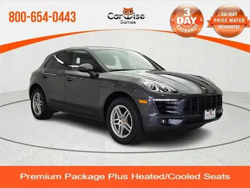 2018 Porsche Macan  AWD photo