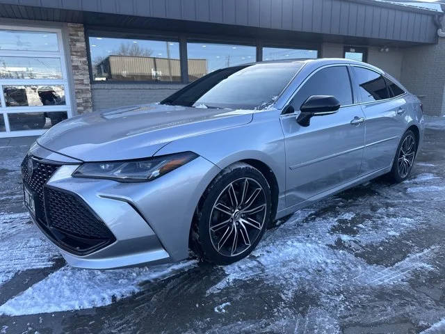 2019 Toyota Avalon Touring FWD photo
