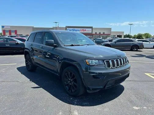 2018 Jeep Grand Cherokee Altitude 4WD photo