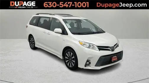 2018 Toyota Sienna XLE AWD photo