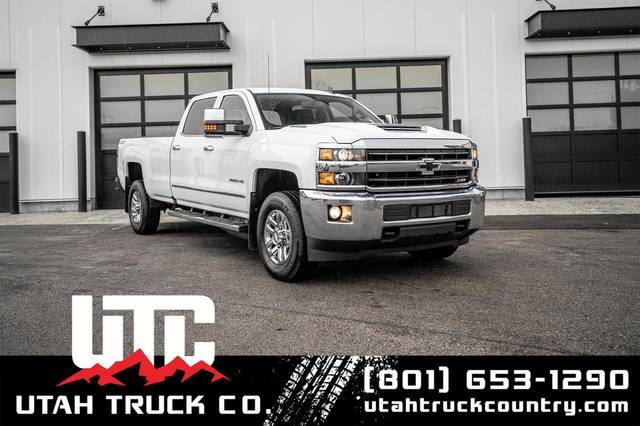 2018 Chevrolet Silverado 3500HD LTZ 4WD photo