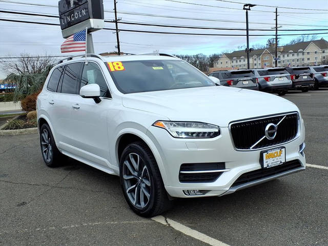 2018 Volvo XC90 Momentum AWD photo