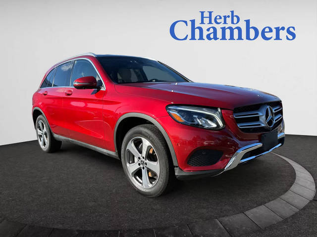 2018 Mercedes-Benz GLC-Class GLC 300 AWD photo