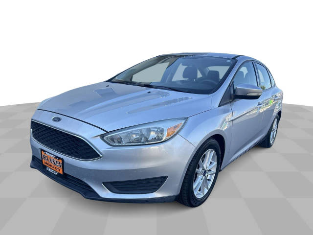 2016 Ford Focus SE FWD photo