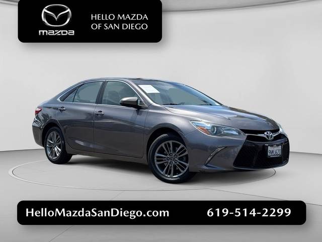 2017 Toyota Camry SE FWD photo