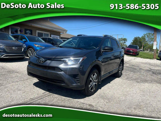 2018 Toyota RAV4 LE AWD photo