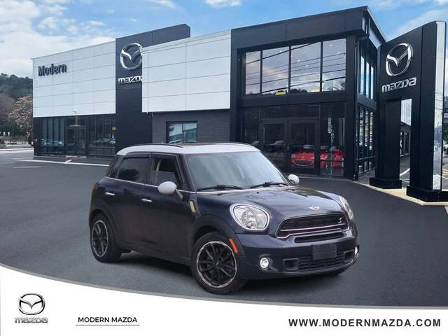 2015 MINI Countryman S FWD photo