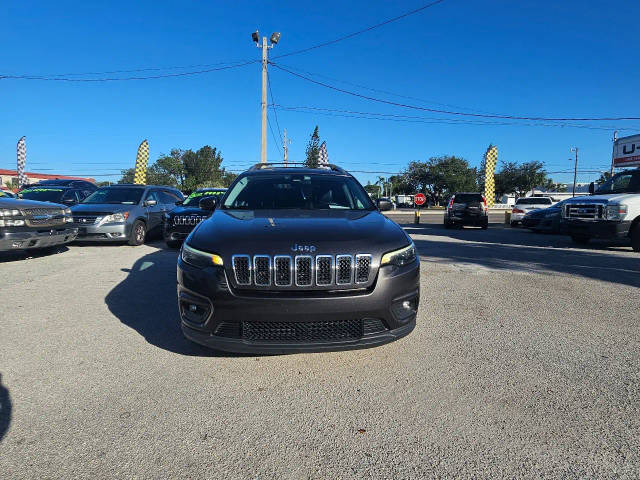 2019 Jeep Cherokee Latitude Plus FWD photo