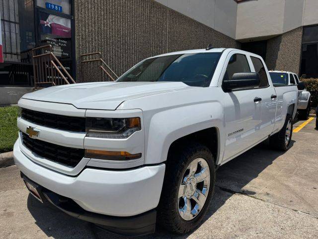2018 Chevrolet Silverado 1500 Custom RWD photo