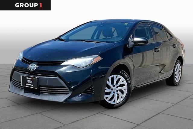 2018 Toyota Corolla LE FWD photo