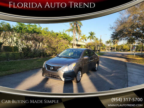 2016 Nissan Versa SV FWD photo