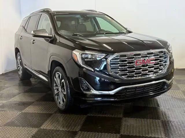 2018 GMC Terrain Denali FWD photo