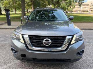 2018 Nissan Pathfinder S 4WD photo