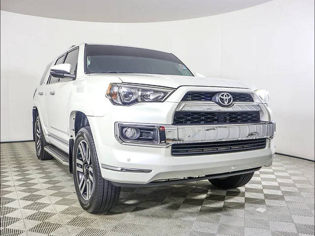 2018 Toyota 4Runner Limited RWD photo