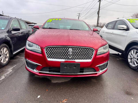 2017 Lincoln MKZ Reserve FWD photo