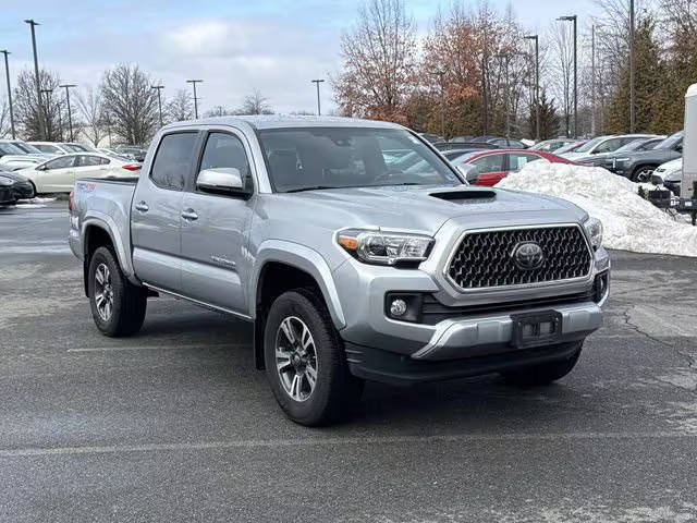 2018 Toyota Tacoma TRD Sport 4WD photo