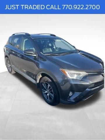 2018 Toyota RAV4 XLE FWD photo