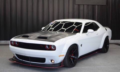 2018 Dodge Challenger 392 Hemi Scat Pack Shaker RWD photo