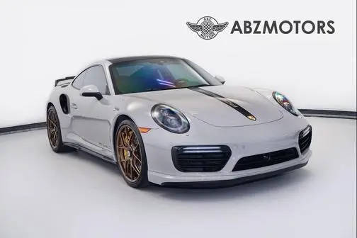 2018 Porsche 911 Turbo S AWD photo