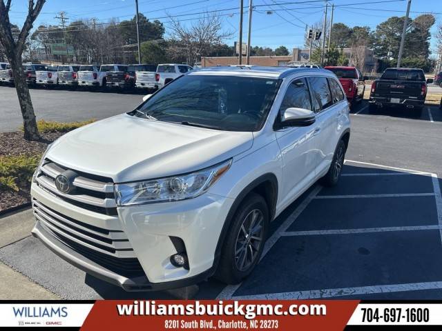 2018 Toyota Highlander XLE FWD photo