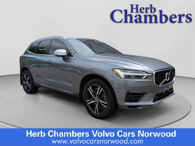 2018 Volvo XC60 R-Design AWD photo