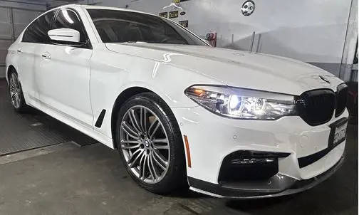 2018 BMW 5 Series 540i RWD photo