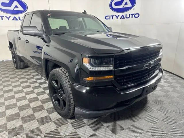 2018 Chevrolet Silverado 1500 Custom RWD photo