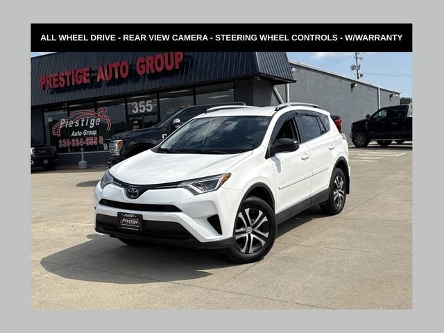 2018 Toyota RAV4 LE AWD photo