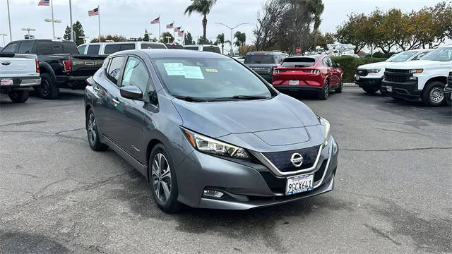 2018 Nissan Leaf SV FWD photo