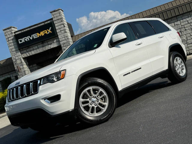 2018 Jeep Grand Cherokee Laredo RWD photo