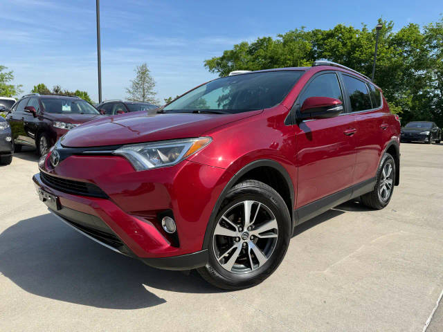 2018 Toyota RAV4 XLE AWD photo