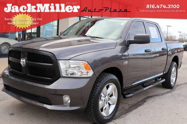 2018 Ram 1500 Express 4WD photo