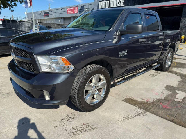 2018 Ram 1500 Express 4WD photo