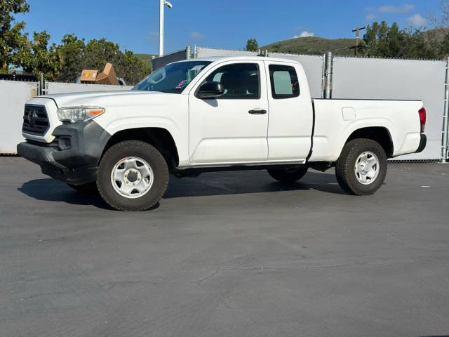 2018 Toyota Tacoma SR 4WD photo