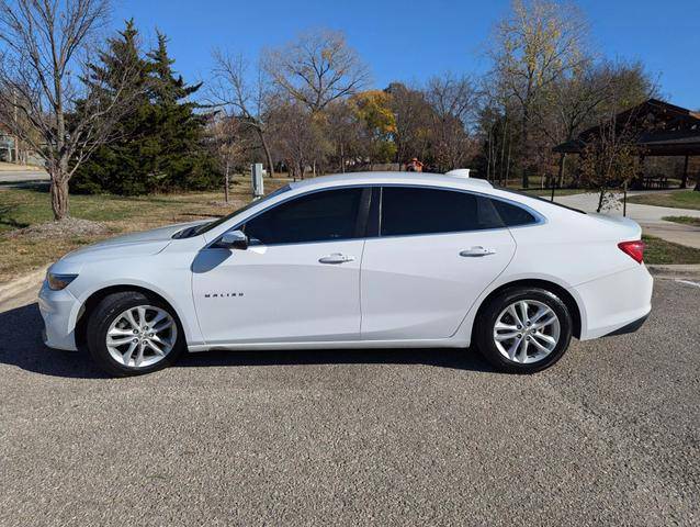 2016 Chevrolet Malibu LT FWD photo